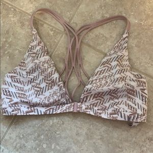 Sold Victoria’s sport sports bra